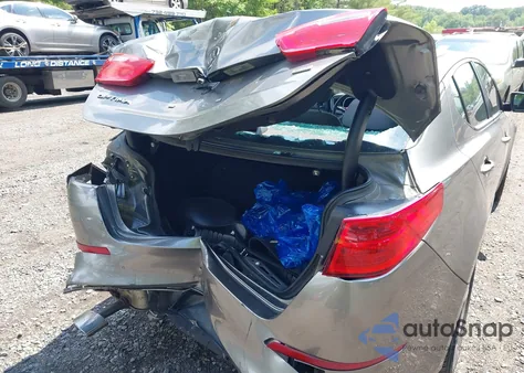 2015 Kia Optima Lx z USA, uszkodzony, nr VIN 5XXGM4A73FG375345